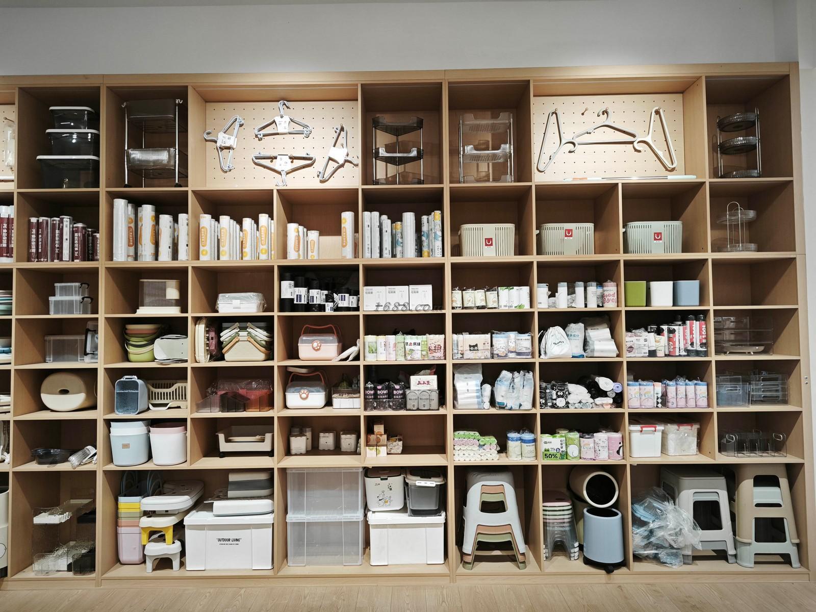Large Capacity Transparent Airtight Food Storage Container for Refrigerator